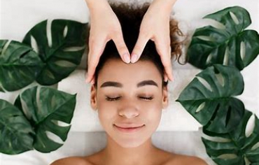 Massage trị liệu là gì? Tác dụng và những lưu ý khi áp dụng